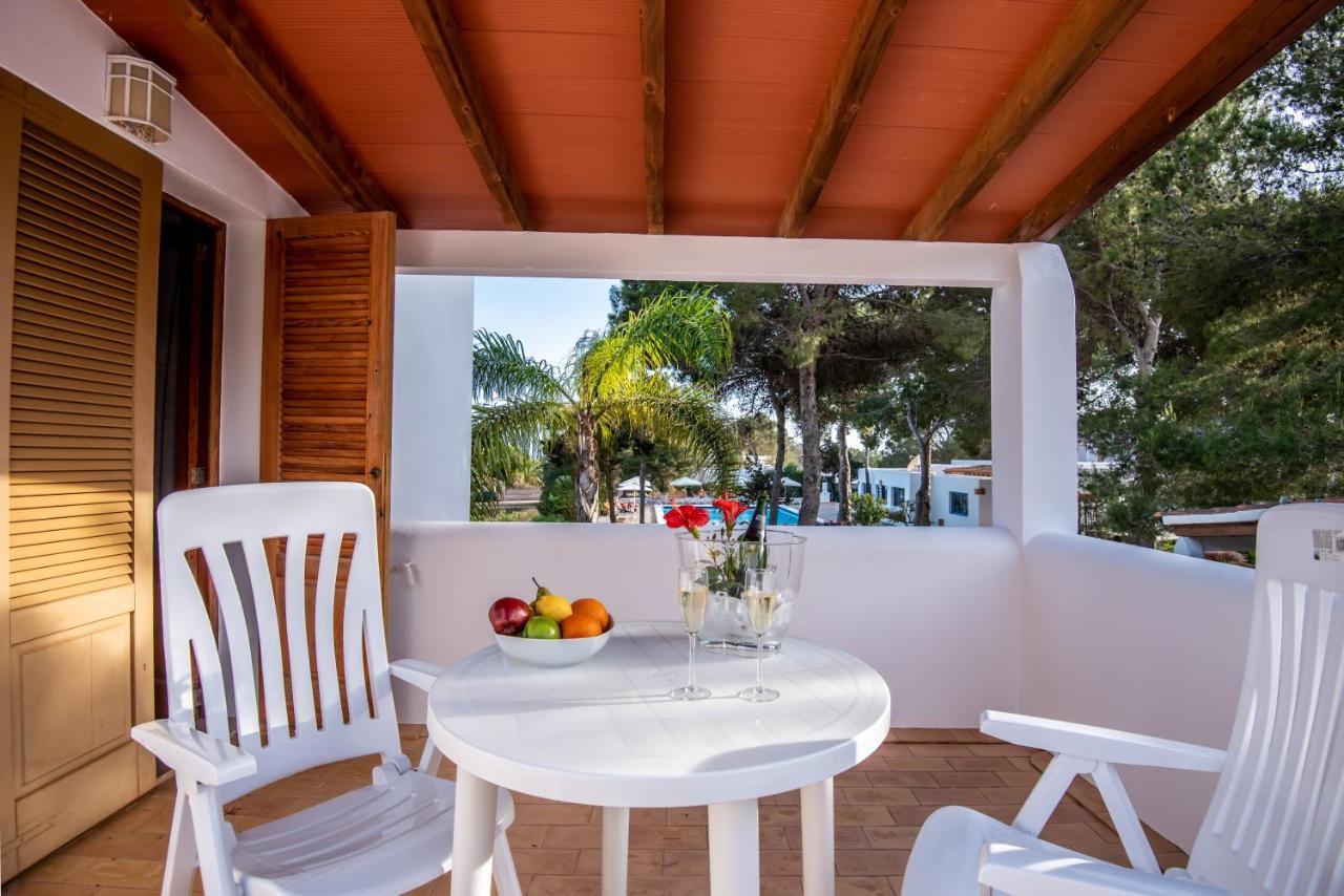 פלאיה מיג'ורן Bungalows Es Pins - Emar Hotels מראה חיצוני תמונה